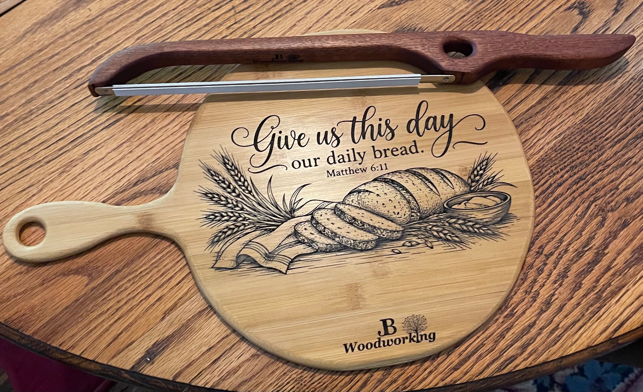 Bread board and bread knife combo, project photo 1
