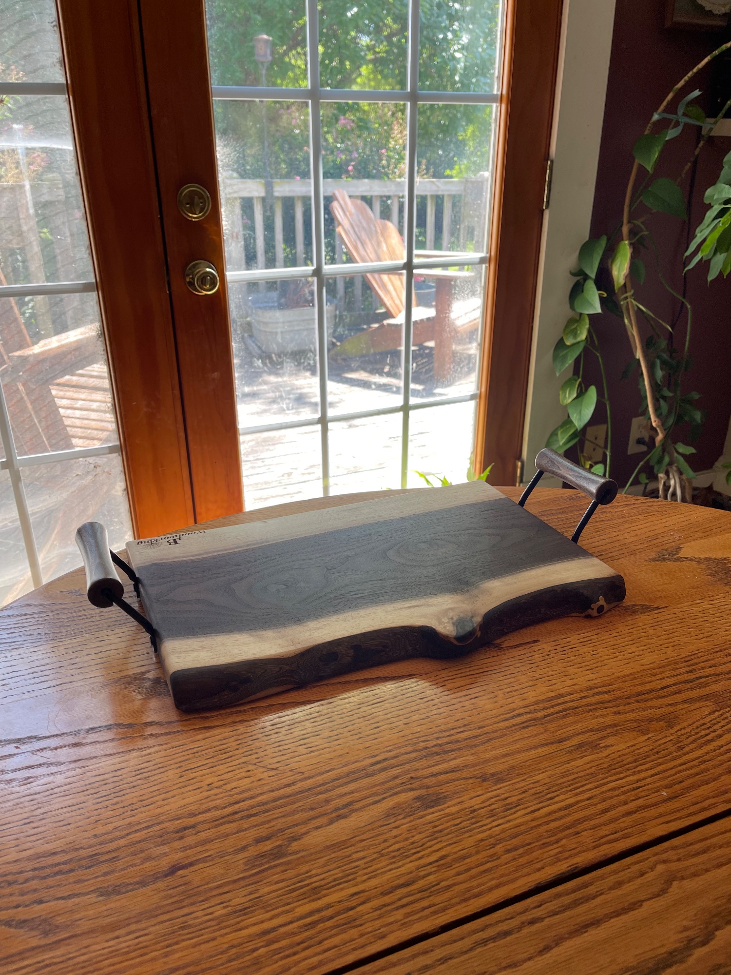 Live edge serving tray, project photo 1